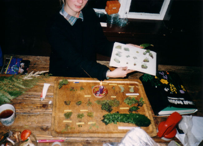 Monika omawia zbiory