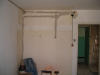 salon, ciana do azienki, dziury po starej instalacji i na now